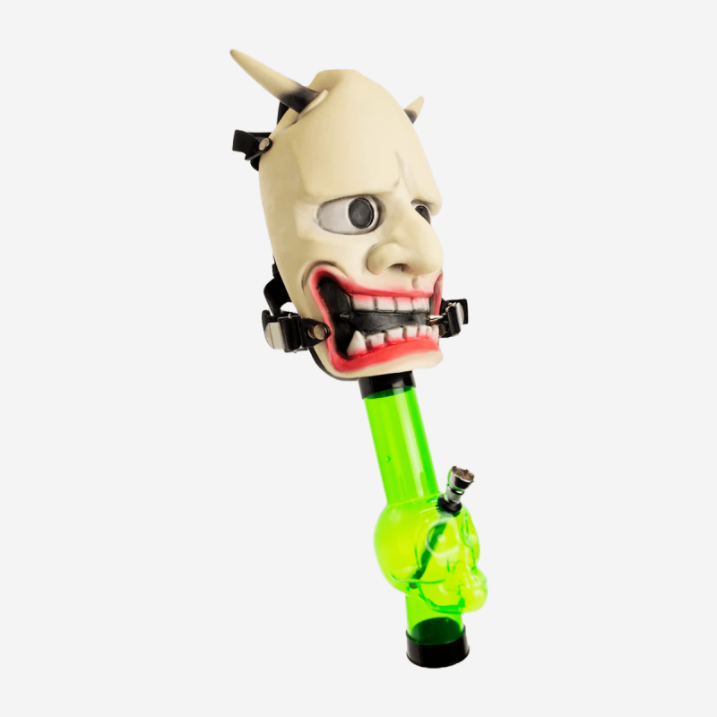 Demon Gas Mask by Pipe420 – horror-style gas mask smoking accessory with built-in bong, ideal for gas mask smoking accessories bulk Los Angeles, CA – distributed by Pipe420