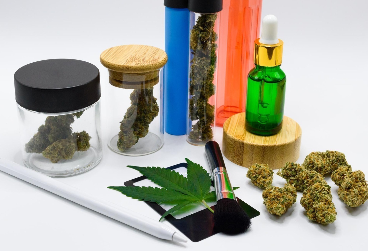 The Ultimate Guide to California Cannabis Accessories Pipe King LLC LA Wholesale Smoke Shop and accessories