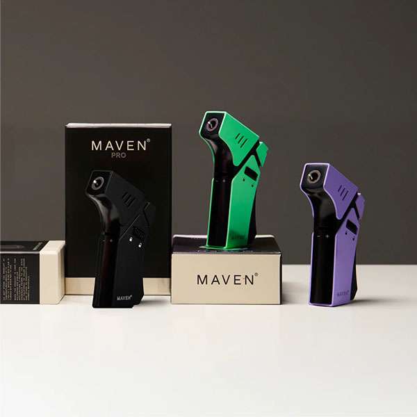 Maven Pro Torch – Powerful Butane Table Torch Maven Pro Butane Torch in Black, Green, and Purple – High-performance table torch with windproof flame, ergonomic grip, and refillable tank. Perfect for wholesale smoke shop supply.